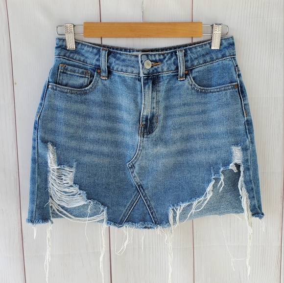 Pacsun denim distressed mini skirt - Picture 3 of 12